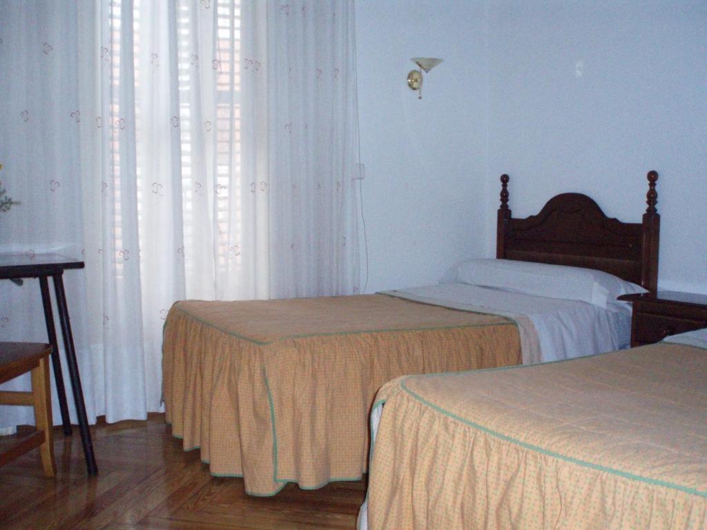 Hostal Castilla Madrid Rum bild