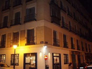 Hostal Castilla Madrid Exteriör bild
