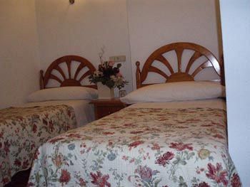Hostal Castilla Madrid Exteriör bild